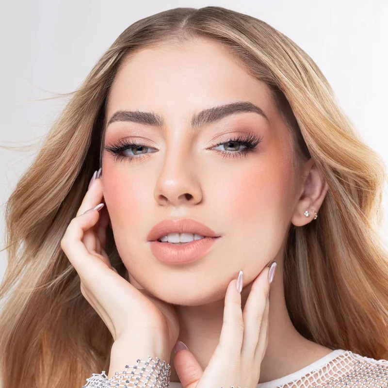 Stay blushin don't say it twice - beauty creations - Image 3