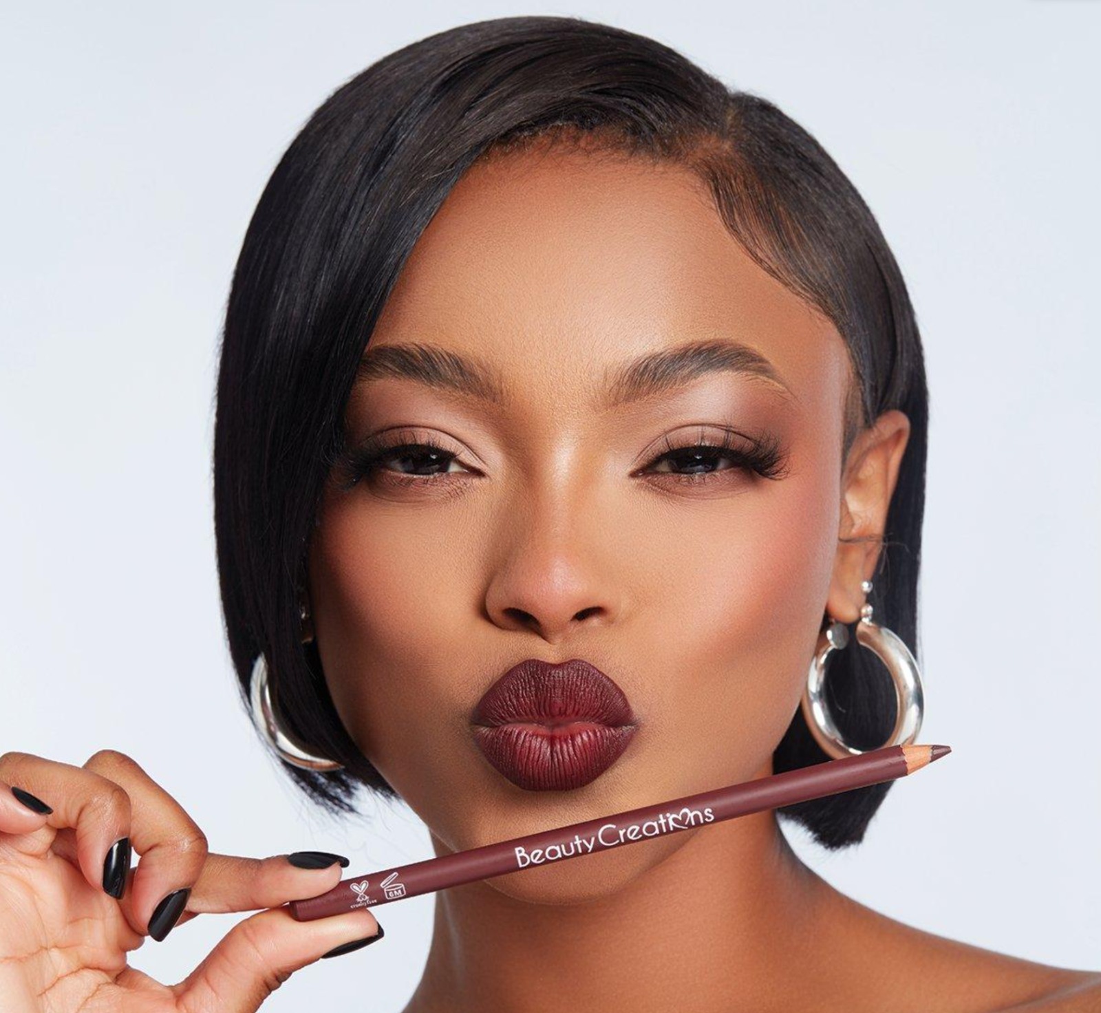 Wooden lip pencil set - beauty creations - Image 4