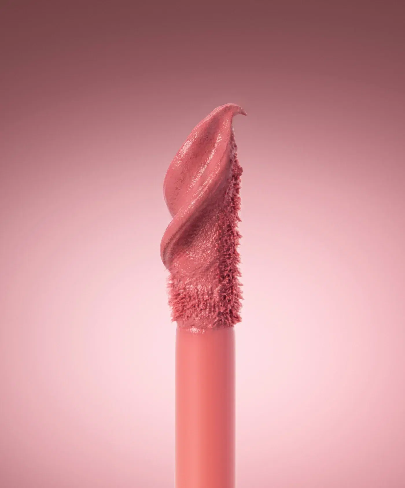 Plush blurring liquid lipstick - beauty creations red velvet - Image 4